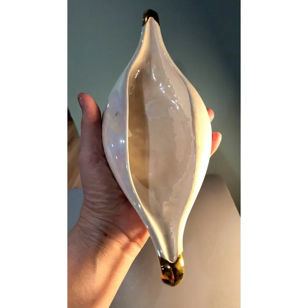 787. Vintage Lenox Ivory China Leaf Shaped Trinket Dish